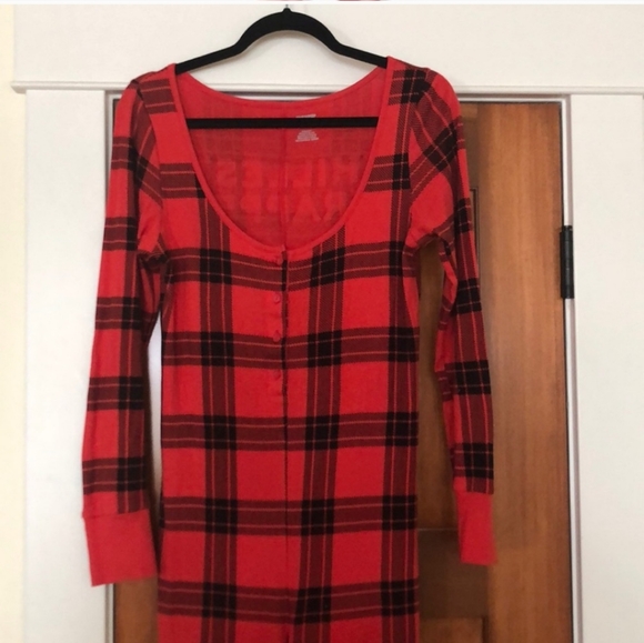 PINK Victoria’s Secret Chillest Wrapper pajamas - Picture 6 of 8